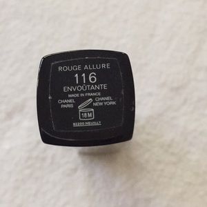 Chanel lipstick Envoutante similar to Mac Rebel